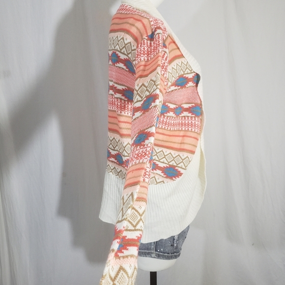 Rue 21 tribal cardigan  size XL - Picture 2 of 5